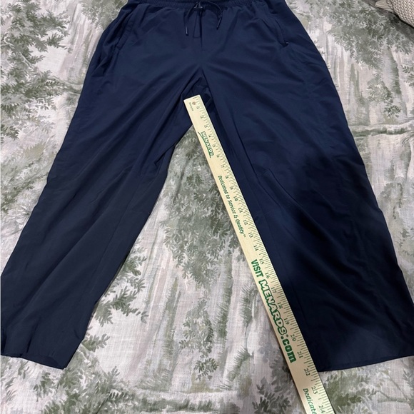 Athleta Blue Cropped Ankle Pants Slim Fit - Picture 11 of 16